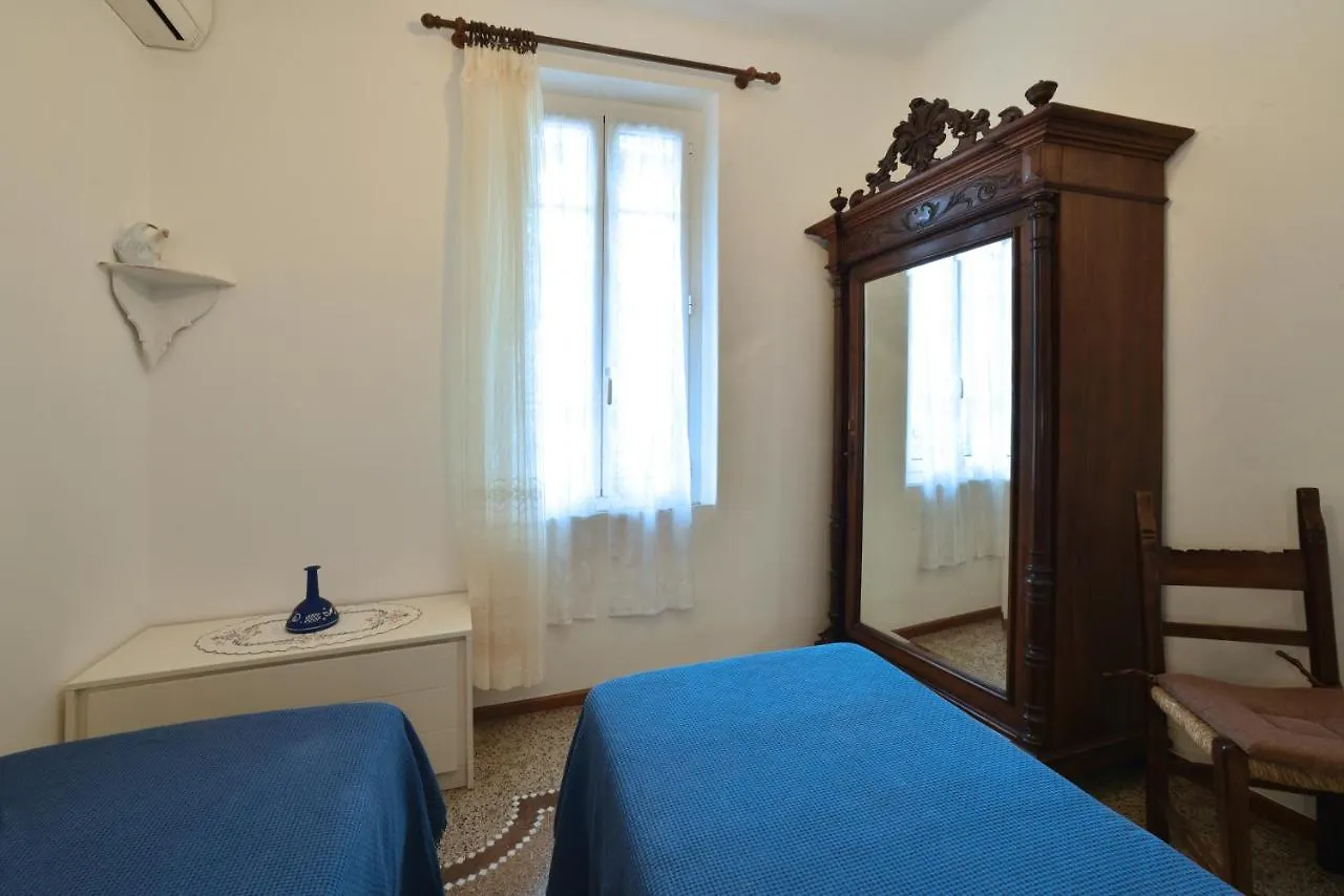 Appartamento Di Nonna Maria Alassio 0*,